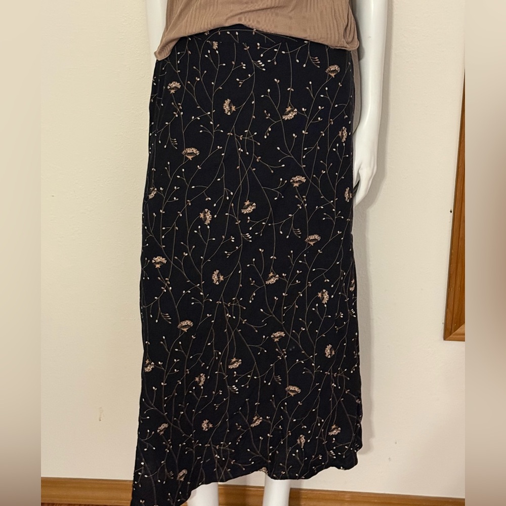Sag Harbor Black and Tan Floral Maxi Skirt